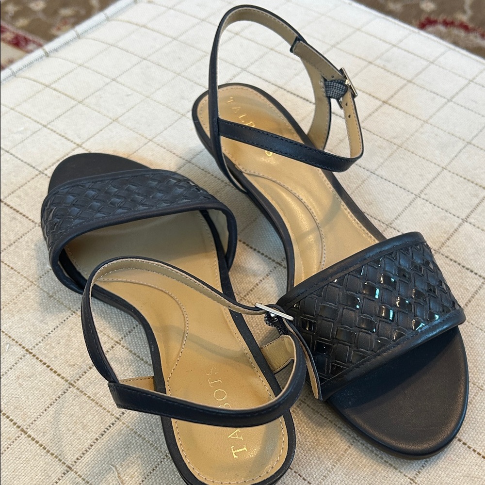 Talbots Leather Navy Blue Woven Strap Ankle-Buckle Sandals/Size 6 - Picture 2 of 6